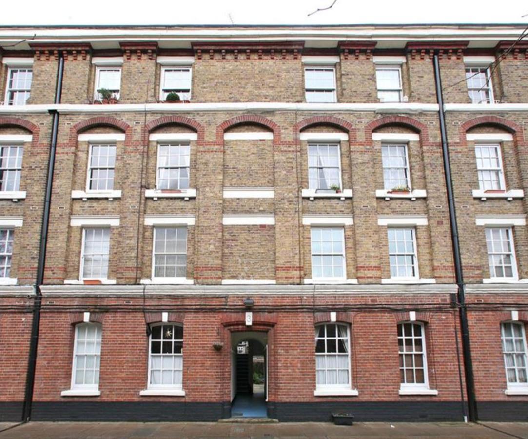 Traditional Victorian 2 Bed In Cobbled Street + Mod Cons - Full Home 伦敦 外观 照片